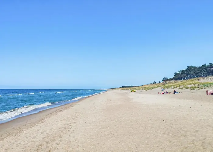 2 Bedroom Beautiful In Casa vacanze